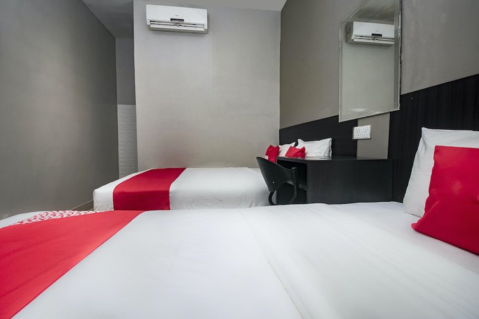 Imagen de la habitación del Hotel OYO 89885 Nice Stay Three Six Five Services. Foto 3