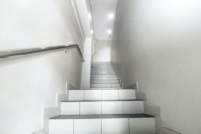 Imagen de los interiores del Hotel OYO 89885 Nice Stay Three Six Five Services. Foto 17