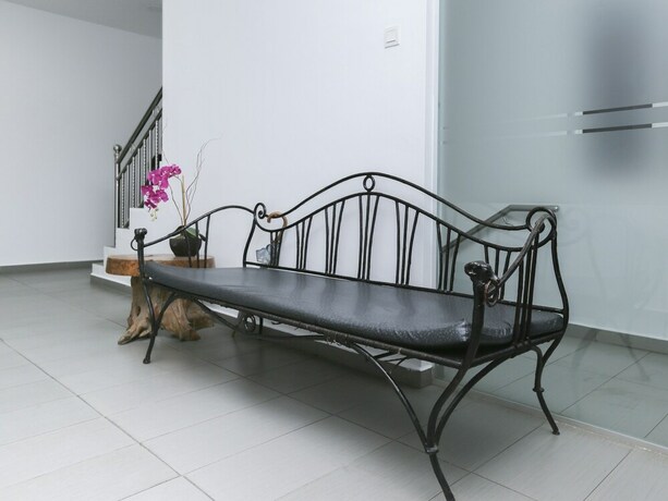 Imagen de los interiores del Hotel OYO 89915 EAST MOUNT HOTEL. Foto 19
