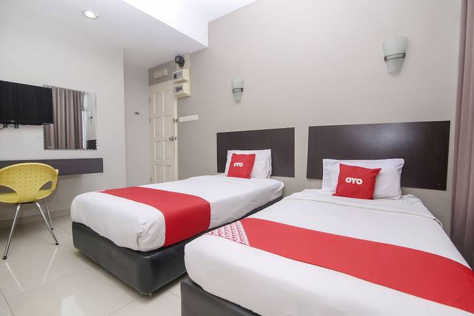 Imagen de la habitación del Hotel OYO 89959 Nice Stay Three Six Five Services. Foto 13