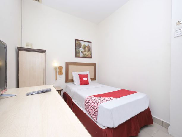 Imagen de la habitación del Hotel OYO 89968 Sri Sutra. Foto 10
