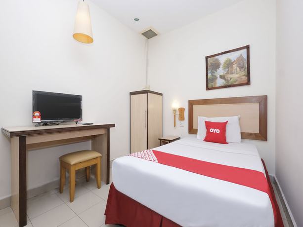 Imagen de la habitación del Hotel OYO 89968 Sri Sutra. Foto 13