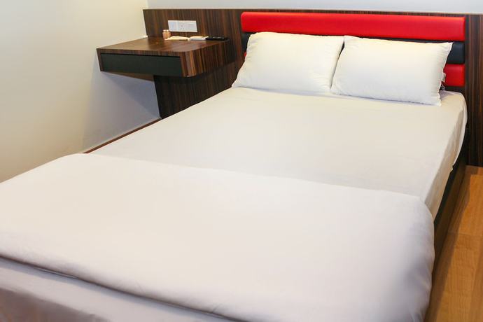 Imagen de la habitación del Hotel OYO 90027 Happy. Foto 12