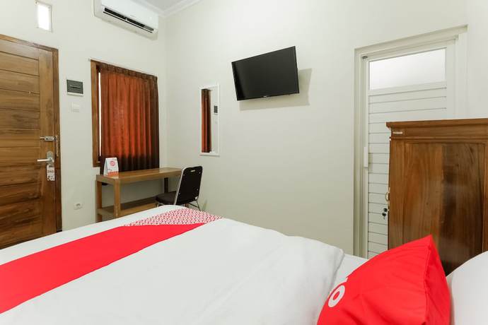 Imagen de la habitación del Hotel OYO 90045 Annafi Apartel. Foto 3