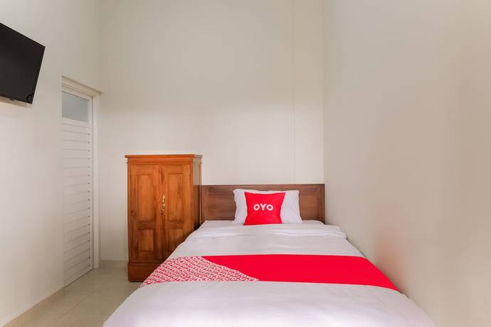 Imagen de la habitación del Hotel OYO 90045 Annafi Apartel. Foto 4