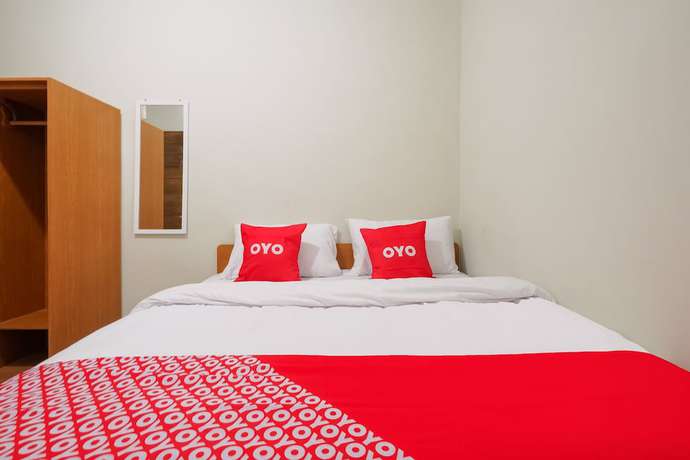 Imagen de la habitación del Hotel OYO 90045 Annafi Apartel. Foto 5