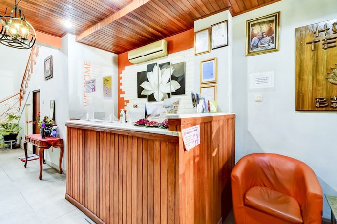 Imagen de los interiores del Hotel OYO 90048 Teratai Bekasi Guesthouse. Foto 10