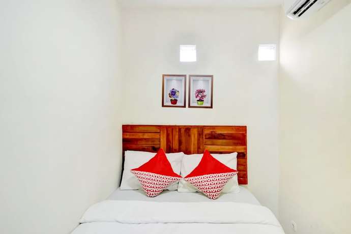 Imagen de la habitación del Hotel OYO 90048 Teratai Bekasi Guesthouse. Foto 8