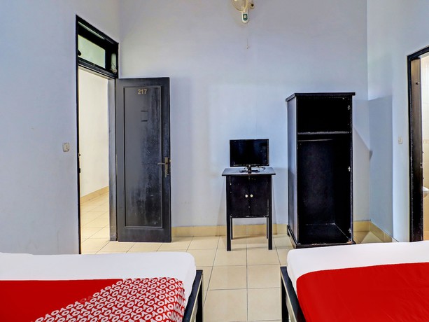 Imagen de la habitación del Hotel OYO 90067 Nuansa Indah. Foto 2