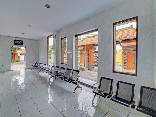 Imagen de los interiores del Hotel OYO 90067 Nuansa Indah. Foto 10