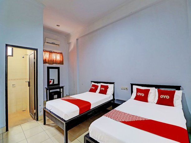 Imagen de la habitación del Hotel OYO 90067 Nuansa Indah. Foto 7