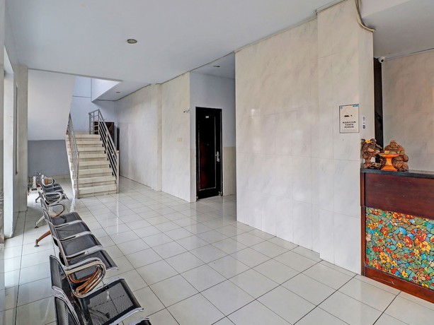 Imagen de los interiores del Hotel OYO 90067 Nuansa Indah. Foto 15