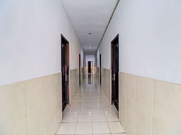 Imagen de los interiores del Hotel OYO 90067 Nuansa Indah. Foto 20