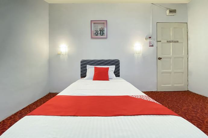 Imagen de la habitación del Hotel OYO 90148 Zee Lagenda. Foto 8