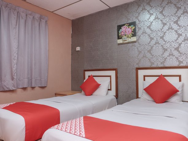 Imagen de la habitación del Hotel OYO 90167 Tiara. Foto 4