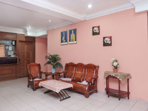 Imagen de los interiores del Hotel OYO 90167 Tiara. Foto 14