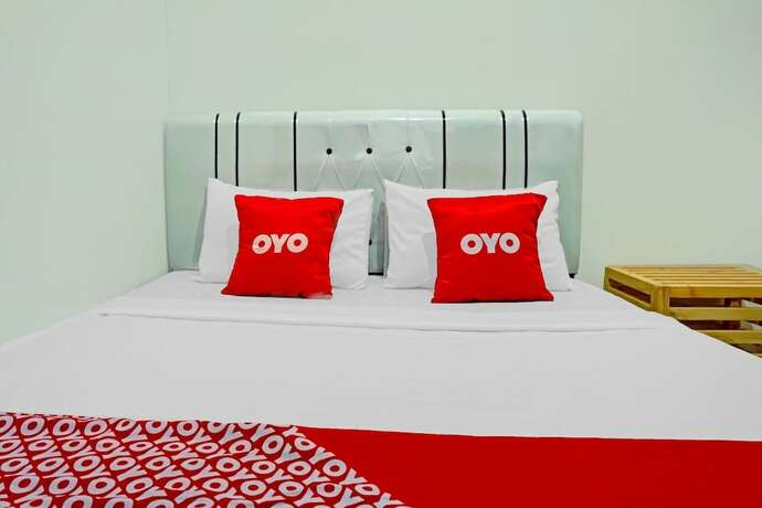 Imagen de la habitación del Hotel OYO 90187 Puri Allisa Syariah. Foto 17