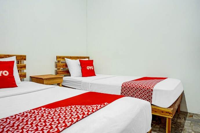 Imagen de la habitación del Hotel OYO 90187 Puri Allisa Syariah. Foto 19