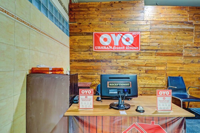 Imagen de los interiores del Hotel OYO 90218 Ubaran Guest House. Foto 16