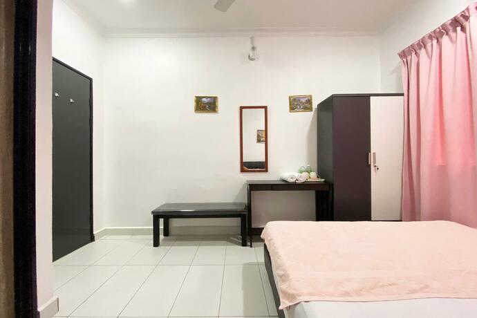 Imagen general del Hotel OYO 90230 Dh Residence. Foto 5