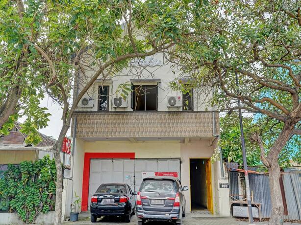 Imagen general del Hotel OYO 90234 Dhoho Family Guest House. Foto 21