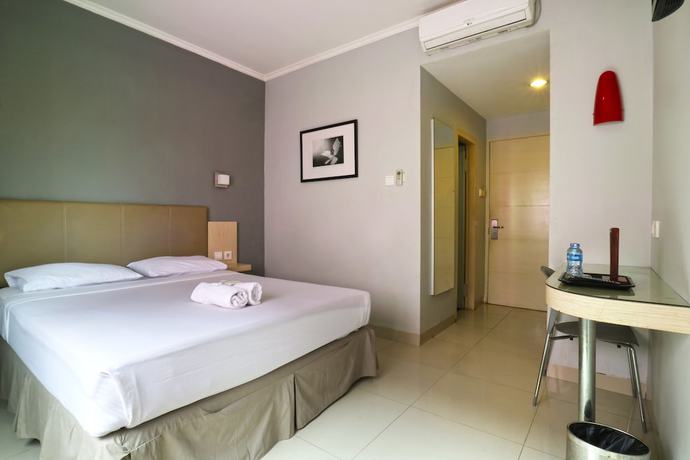 Imagen de la habitación del Hotel OYO 90244 Hotel Antara. Foto 10