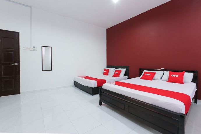 Imagen de la habitación del Hotel OYO 90274 Wadi Isfa Inn. Foto 4