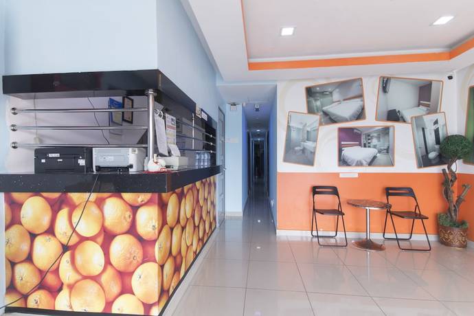 Imagen de los interiores del Hotel OYO 90296 Red Orange Port Klang. Foto 19