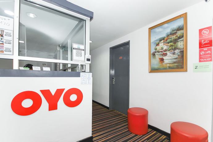 Imagen de los interiores del Hotel OYO 90345 TM. Foto 17