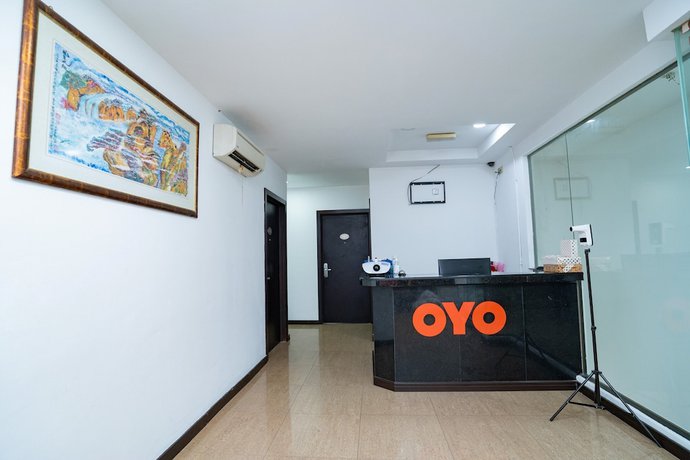 Imagen de los interiores del Hotel OYO 90375 Reggae Inn. Foto 17
