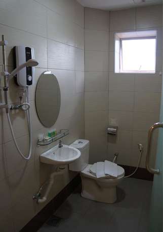 Imagen de la habitación del Hotel OYO 90385 H3. Foto 15