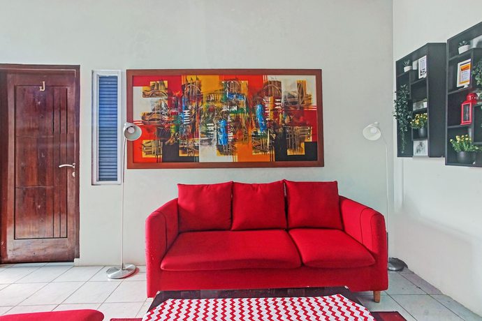 Imagen de los interiores del Hotel OYO 90399 Box House. Foto 11