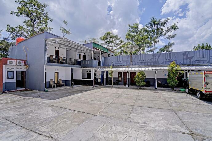 Imagen general del Hotel OYO 90405 Penginapan Sasti Kuningan. Foto 33