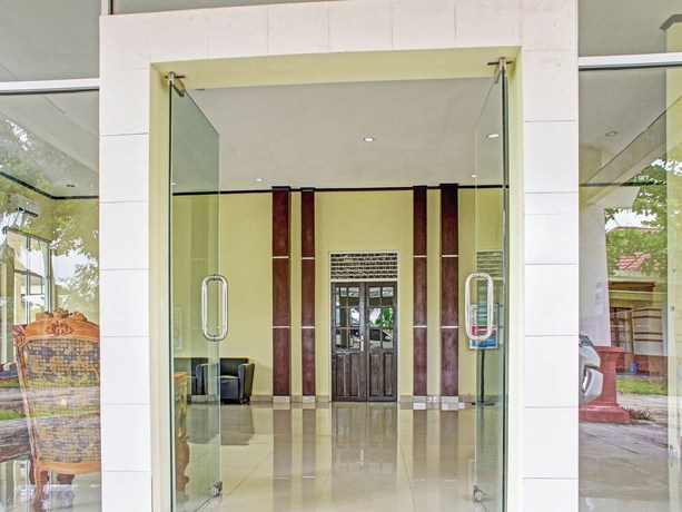 Imagen de los interiores del Hotel OYO 90423 Aman. Foto 19