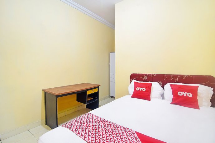 Imagen de la habitación del Hotel OYO 90463 A2b Guesthouse. Foto 7