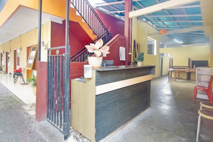 Imagen de los interiores del Hotel OYO 90463 A2b Guesthouse. Foto 17