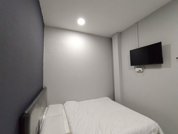 Imagen de la habitación del Hotel OYO 90478 Marina World. Foto 12