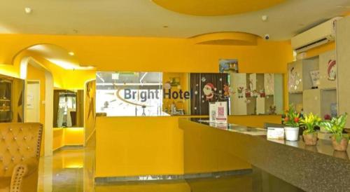 Imagen general del Hotel OYO 90484 Bright. Foto 14