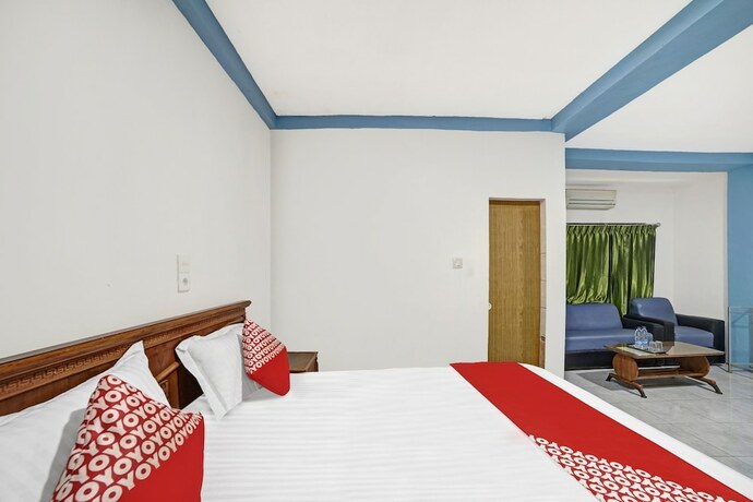 Imagen de la habitación del Hotel OYO 90487 Wisma Kuta Karang Baru. Foto 16
