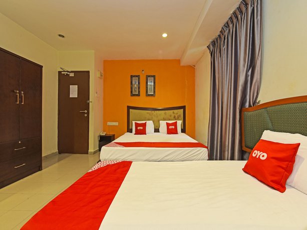 Imagen de la habitación del Hotel OYO 90510 Sahara. Foto 11