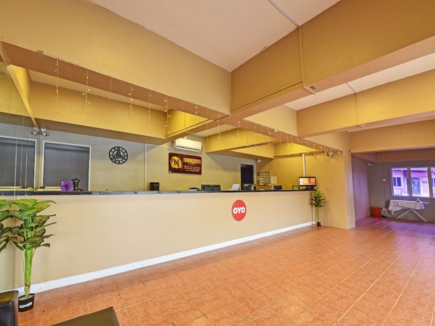 Imagen de los interiores del Hotel OYO 90559 Ummul Motel C Mart. Foto 19