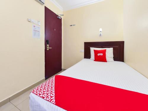 Imagen de la habitación del Hotel OYO 90562 J PJ. Foto 18
