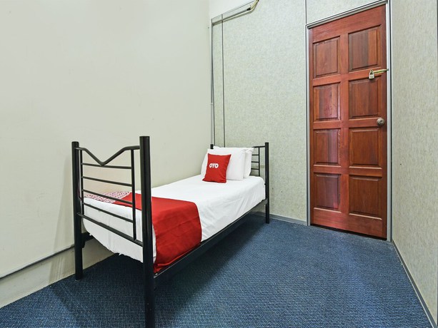 Imagen de la habitación del Hotel OYO 90593 Bajet Gaya Warisan. Foto 16
