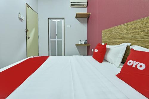 Imagen de la habitación del Hotel OYO 90626 Ezzyhome Johor Jaya. Foto 19