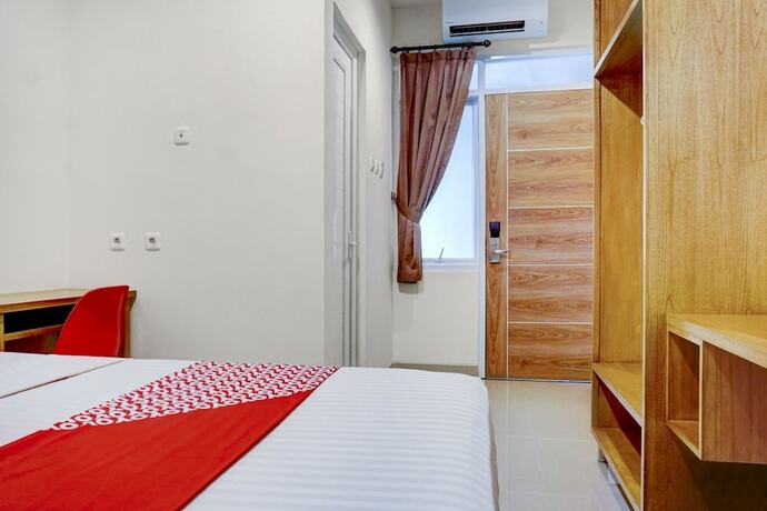 Imagen general del Hotel OYO 90629 The Home Srengseng. Foto 4