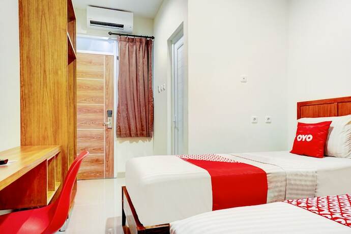 Imagen general del Hotel OYO 90629 The Home Srengseng. Foto 8