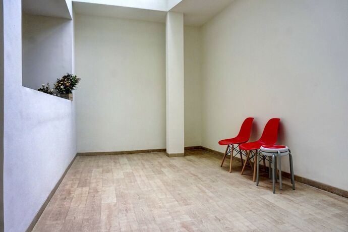 Imagen general del Hotel OYO 90629 The Home Srengseng. Foto 9