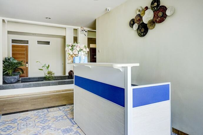 Imagen general del Hotel OYO 90629 The Home Srengseng. Foto 12