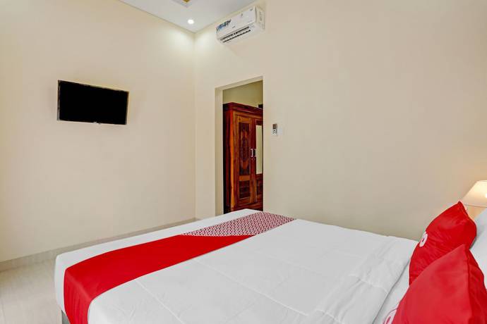 Imagen de la habitación del Hotel OYO 90654 Pondok Wisata Buana Amerta. Foto 4