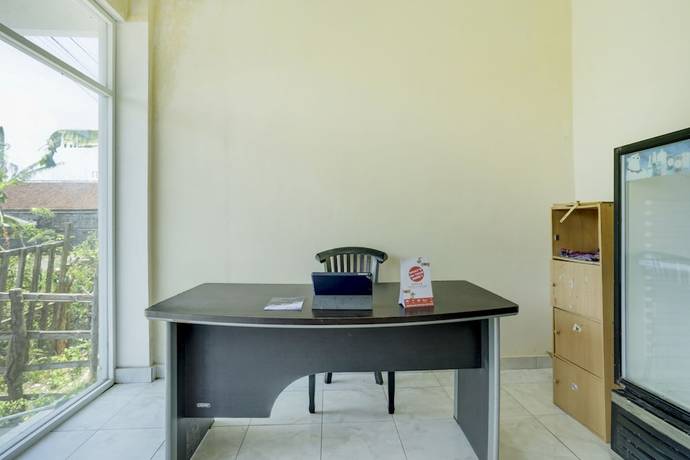 Imagen de los interiores del Hotel OYO 90690 Pondok Dukuh. Foto 14
